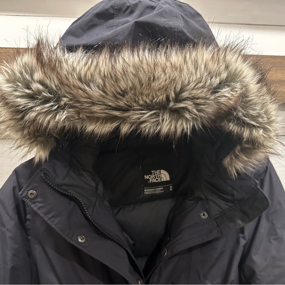 The North Face winter parka M - Picture 1 of 9